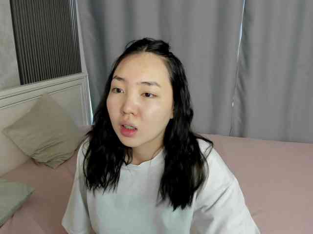 chat room nude Spooky-tyan