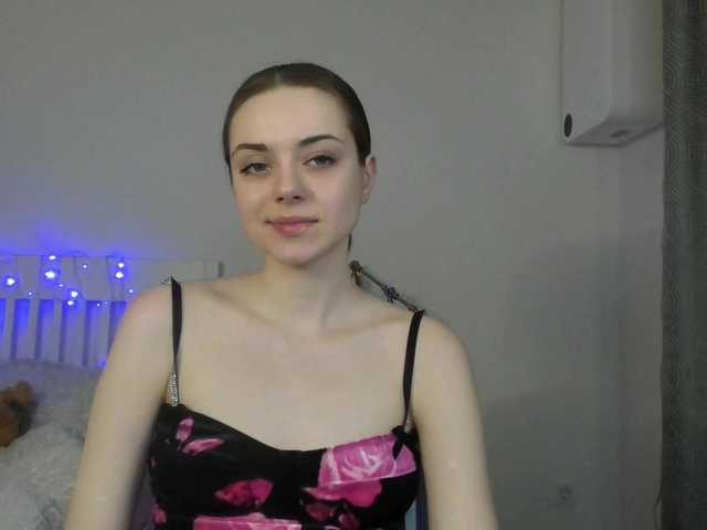  agnes-lunee chat room