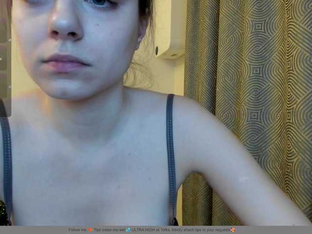 agnes-lunee's BongaCams show and profile