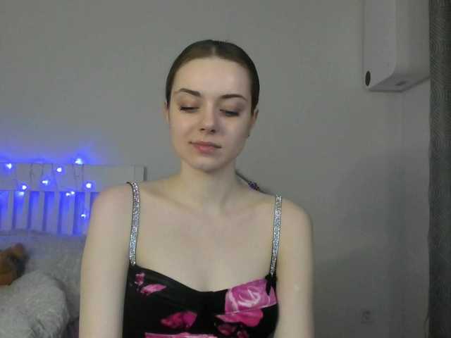  agnes-lunee chat room