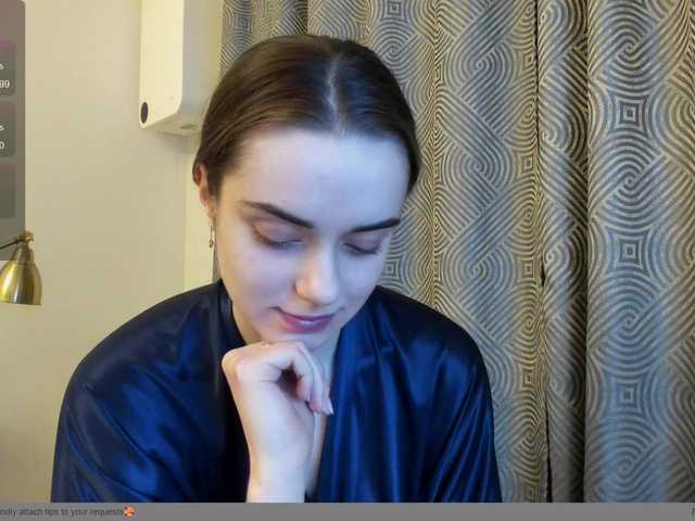 agnes-lunee's BongaCams show and profile