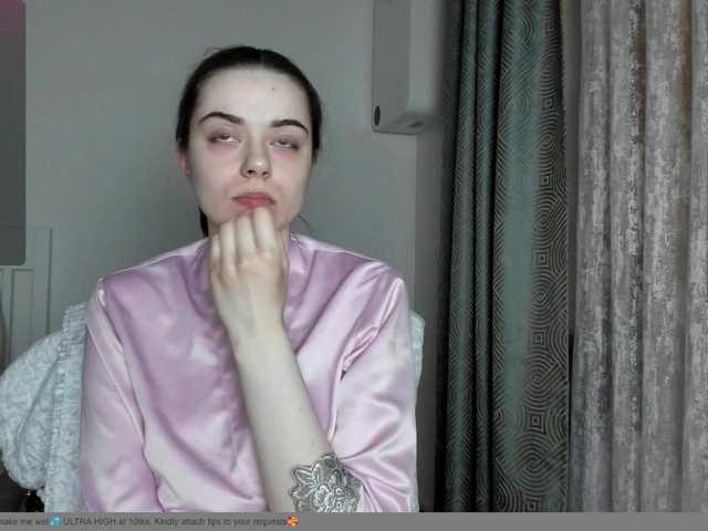 agnes-lunee's BongaCams show and profile