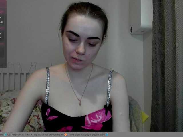 agnes-lunee's BongaCams show and profile