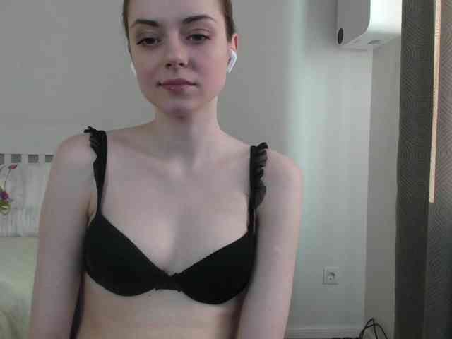 Agnesshy webcam