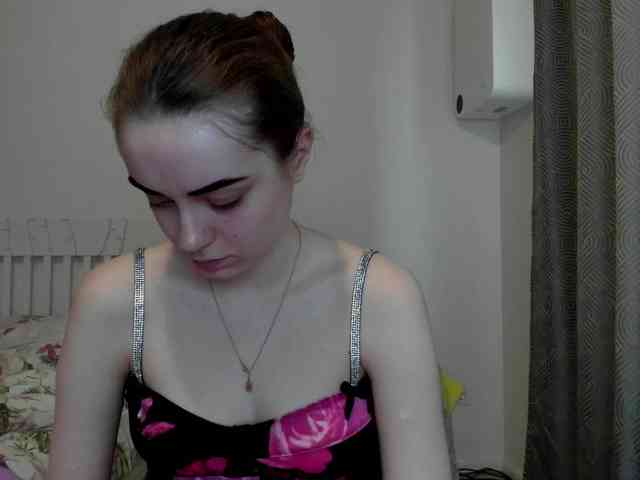 Agnesshy webcam