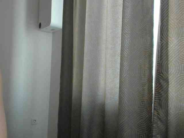 Agnesshy webcam