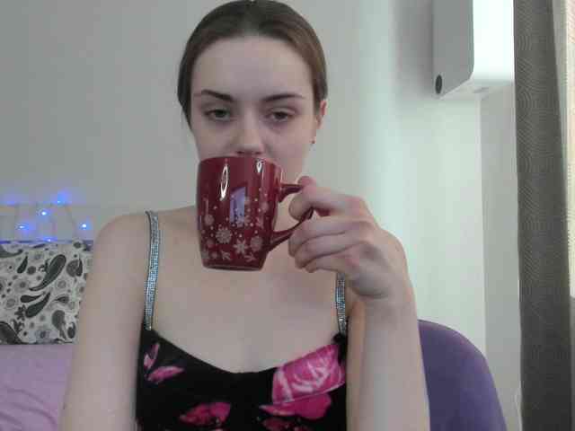 Agnesshy webcam