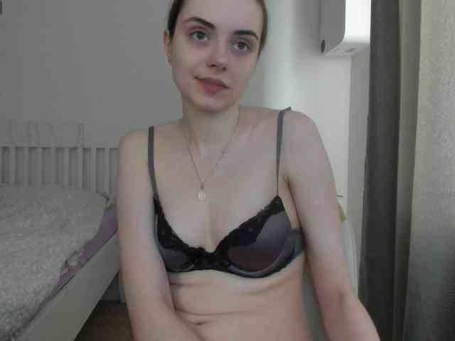 Agnesshy webcam