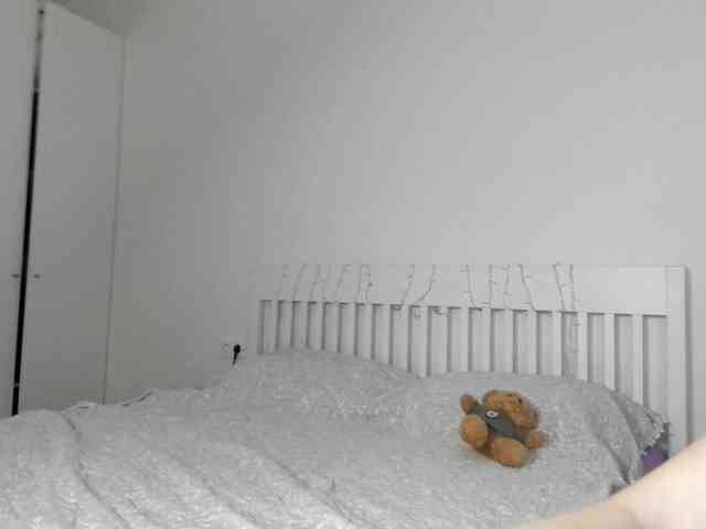 Agnesshy webcam