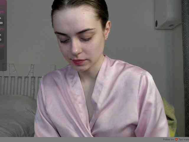 Agnesshy webcam