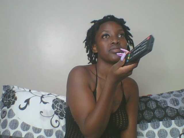 Abbylay's BongaCams show and profile