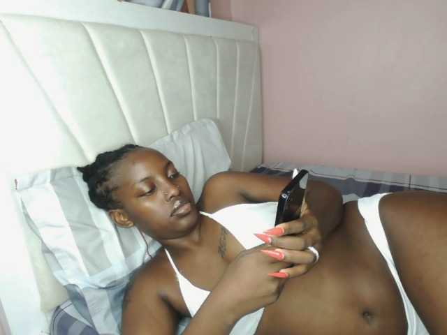 Abbylay's BongaCams show and profile