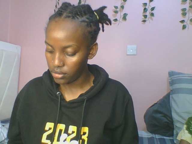 Abbylay's BongaCams show and profile