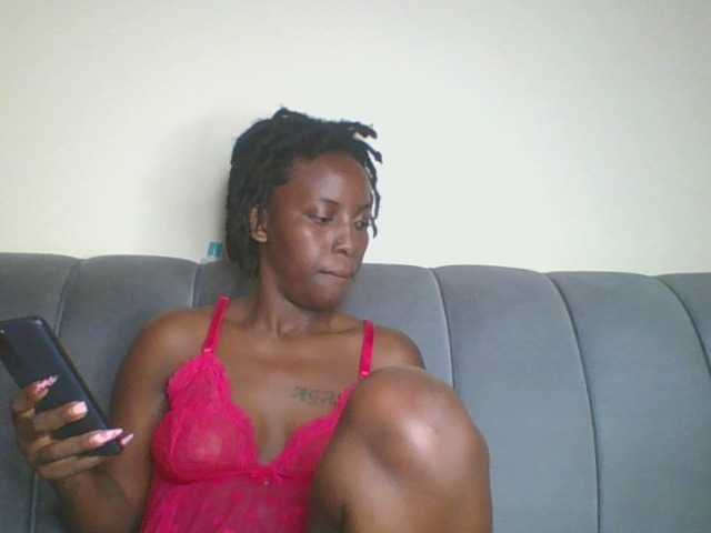 Abbylay's BongaCams show and profile