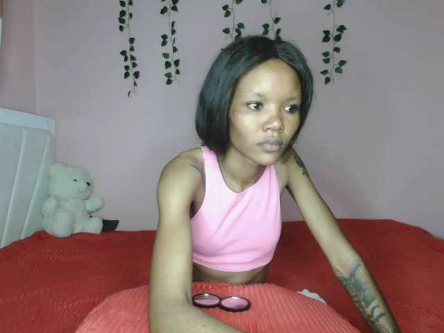 Abbylay's BongaCams show and profile