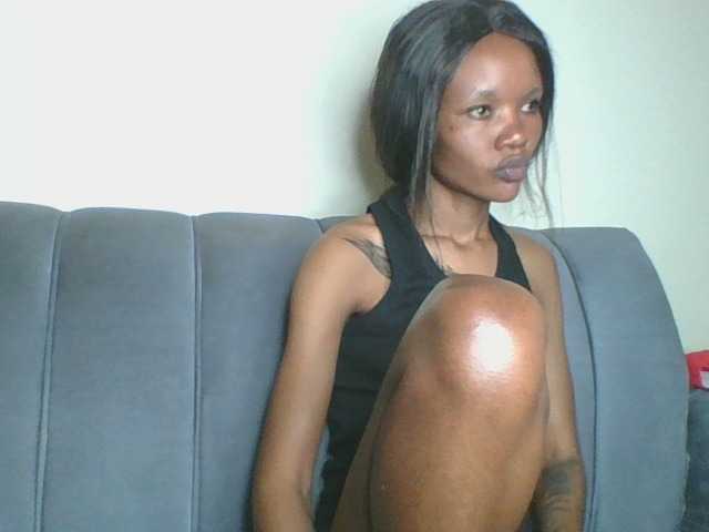 Abbylay's BongaCams show and profile