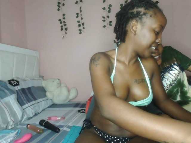 Abbylay's BongaCams show and profile