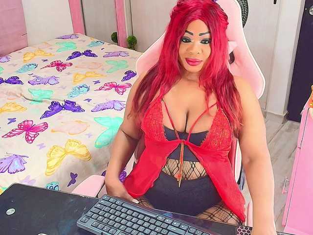 kimberlybellu's BongaCams show and profile