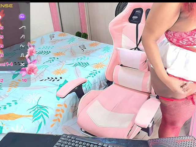 kimberlybellu's BongaCams show and profile