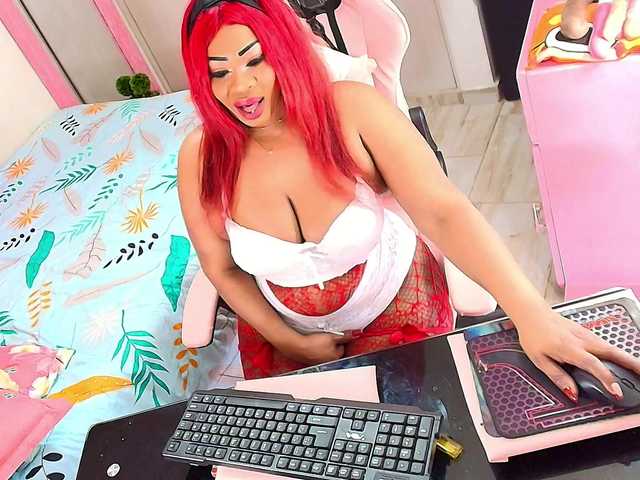 kimberlybellu's BongaCams show and profile