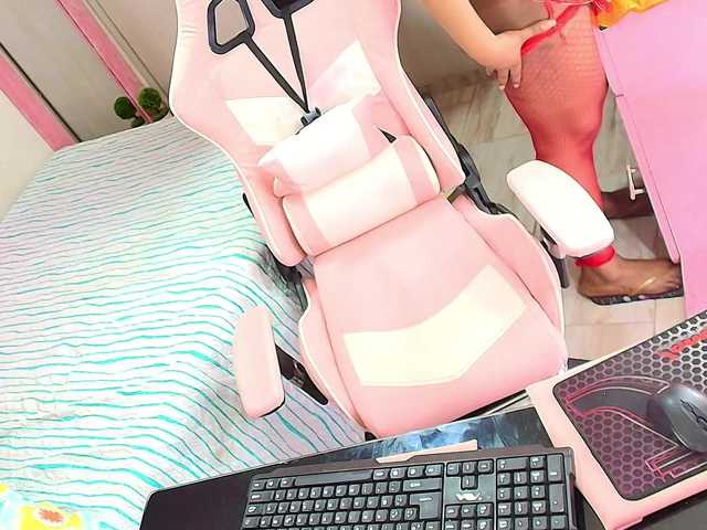 kimberlybellu's BongaCams show and profile