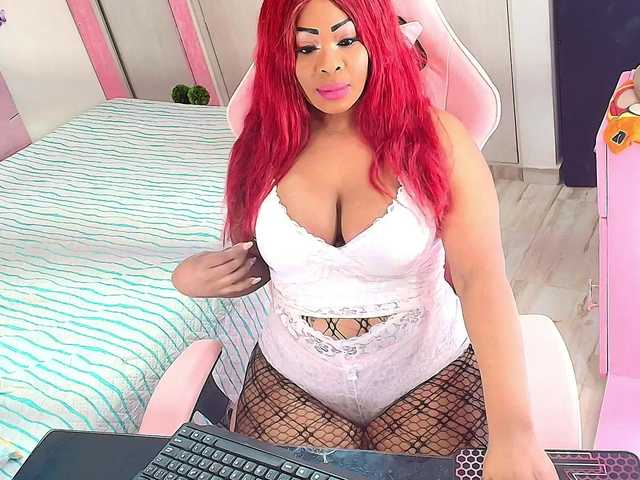 kimberlybellu's BongaCams show and profile