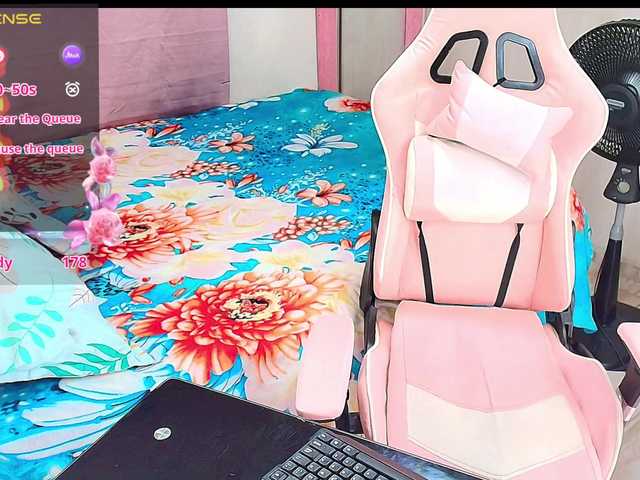 kimberlybellu's BongaCams show and profile