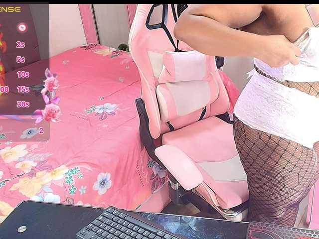 kimberlybellu's BongaCams show and profile