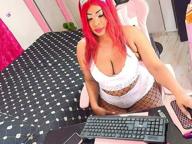 kimberlybellu's BongaCams show and profile