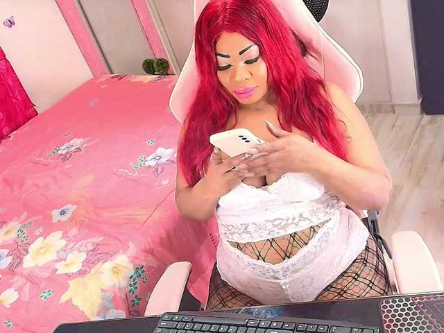 kimberlybellu's BongaCams show and profile