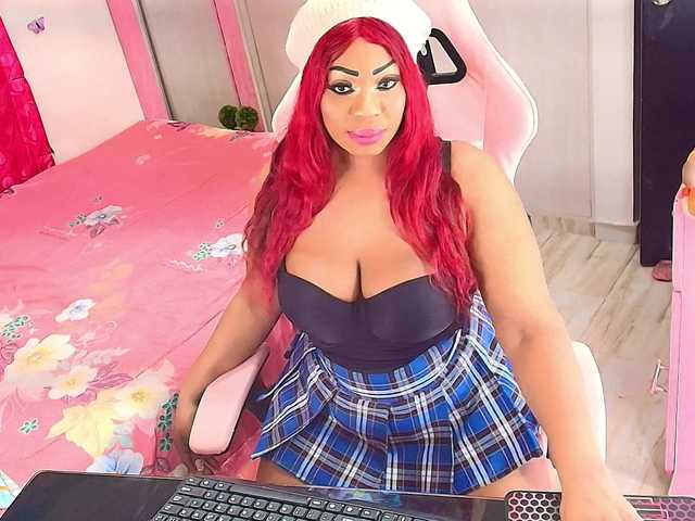 kimberlybellu's BongaCams show and profile