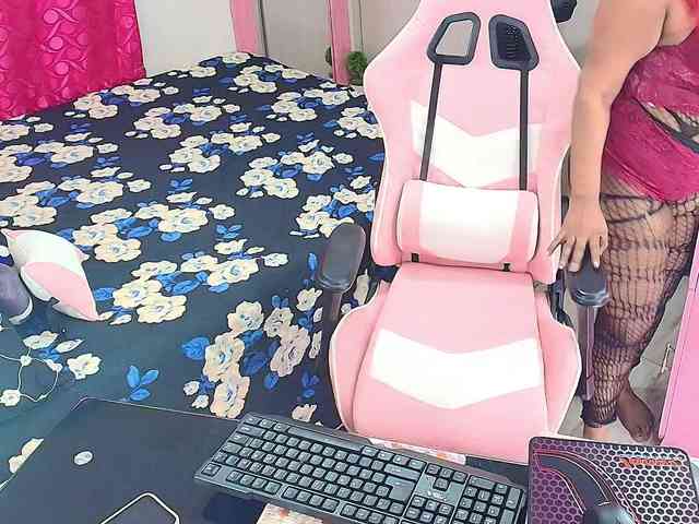 kimberlybellu webcam