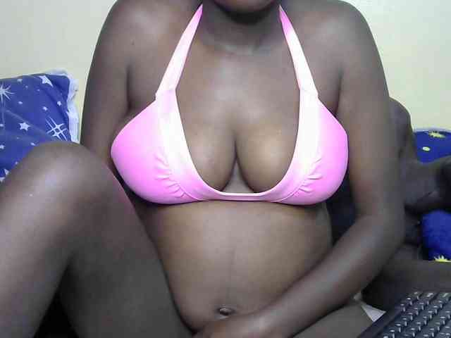 Kenyanhoty webcam