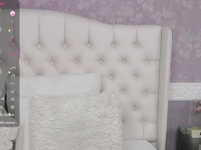 CelineHinton's BongaCams show and profile