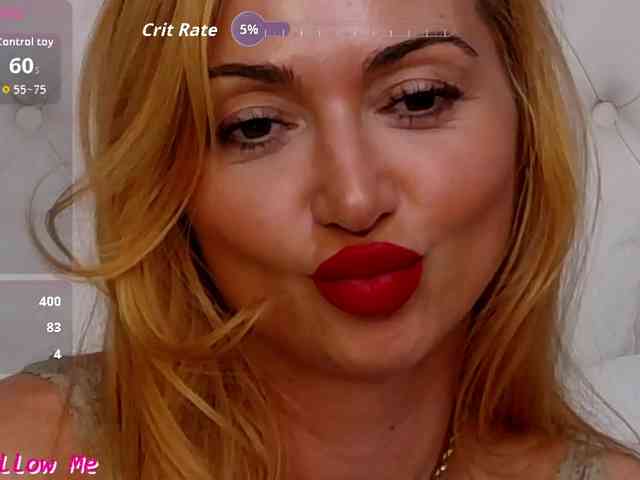 CelineHinton webcam