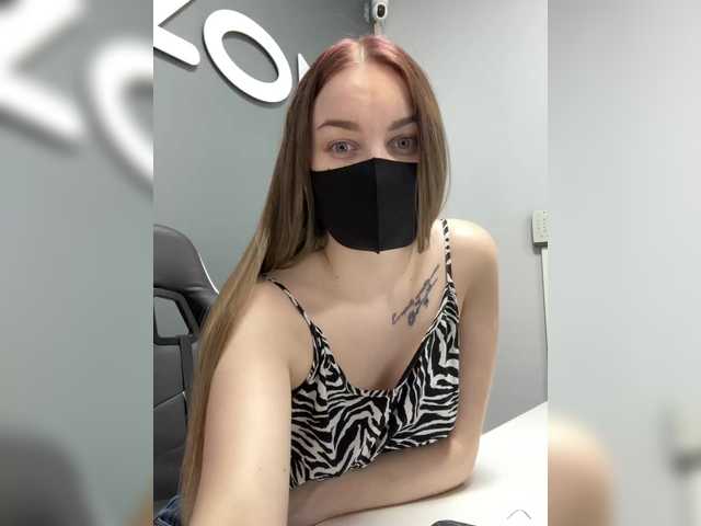 Sex chat gratuit in direct cu SweetD0lly pe BongaCams