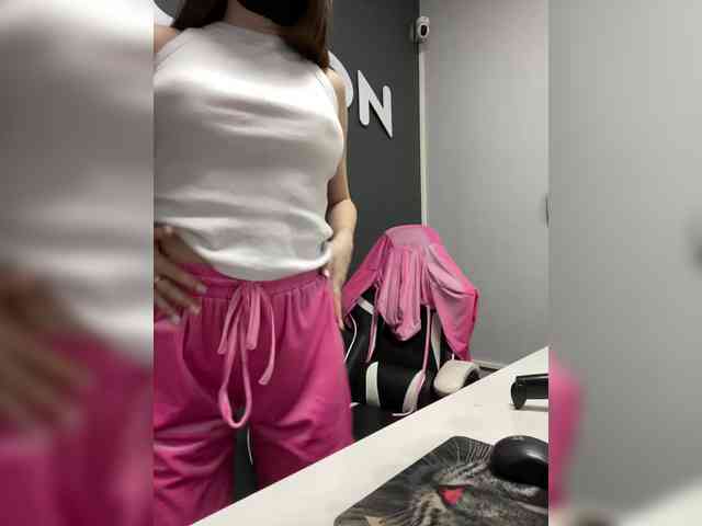 anonymous videochat SweetD0lly