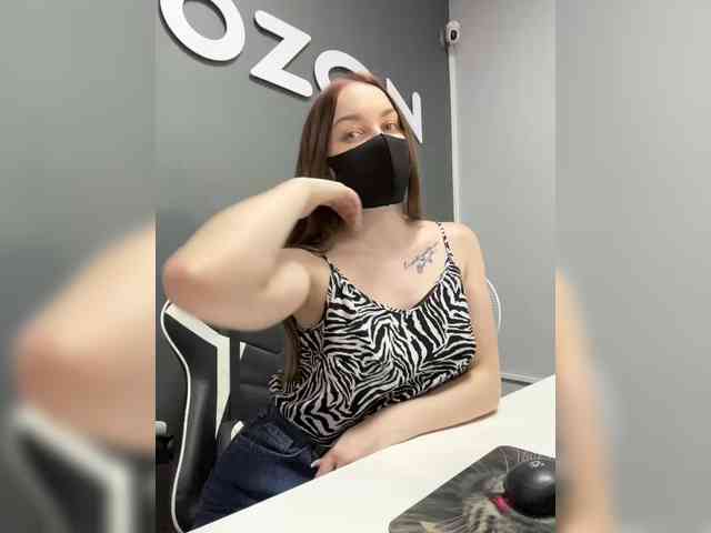 real web cam SweetD0lly