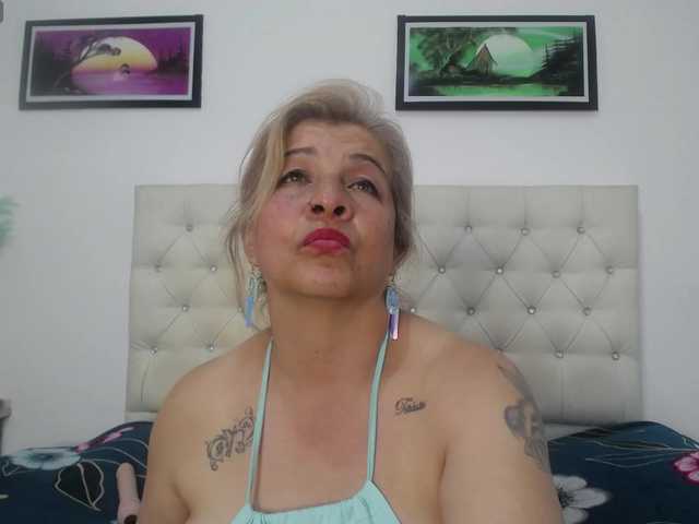  Adela-sheinbaum chat room