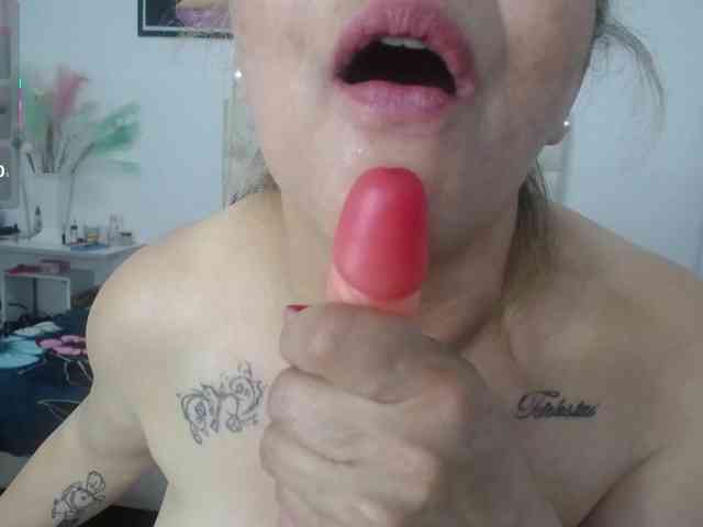 Group chat for 20 39 tokens, Full privates for 30 59 tokens, Privates for 3..., trimmed mature 1