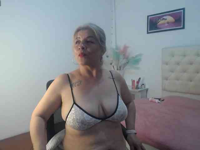 Adela-sheinbaum webcam
