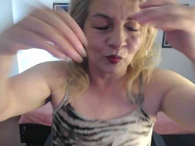 Adela-sheinbaum webcam