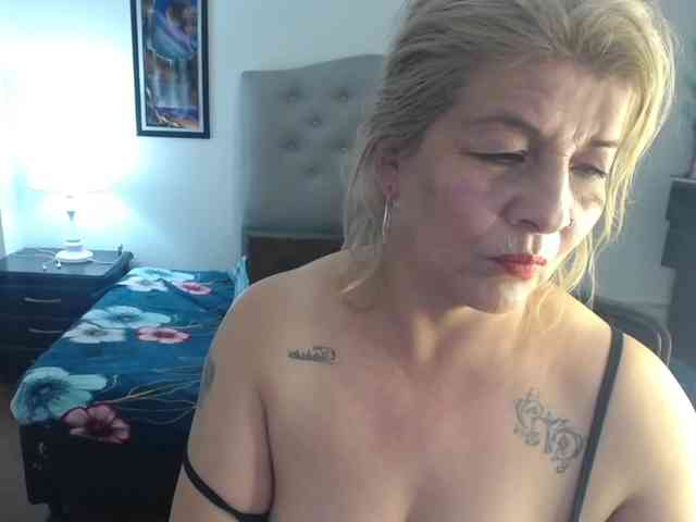 striptease live Adela-sheinbaum