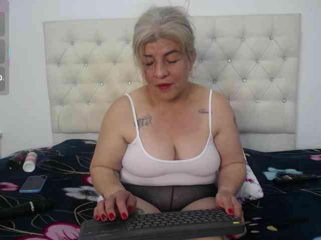 Adela-sheinbaum webcam
