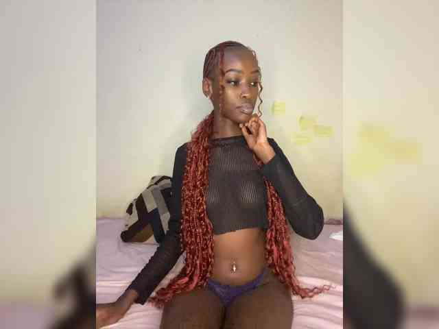 Lexxie1-1 webcam