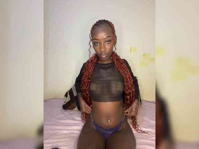 Lexxie1-1 webcam