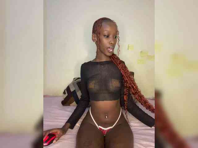 Lexxie1-1 webcam