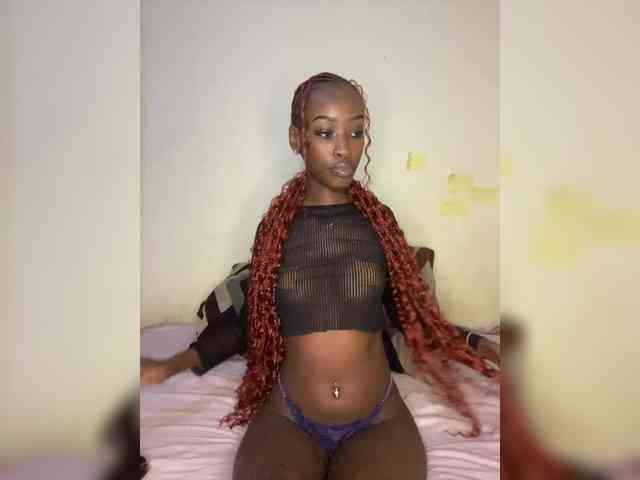 Lexxie1-1 webcam