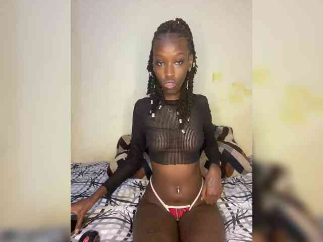 Lexxie1-1 webcam