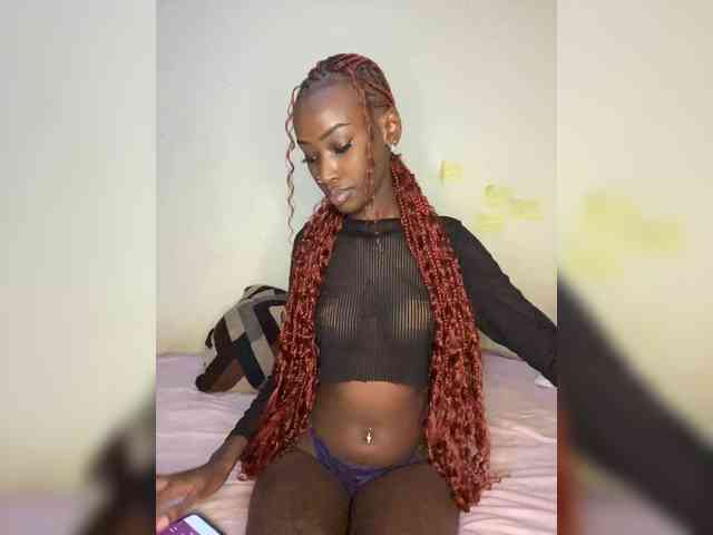 Lexxie1-1 webcam